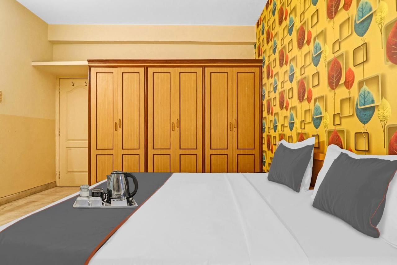 Hotel Capital O Samrat Palace Near Nampally Station 3*